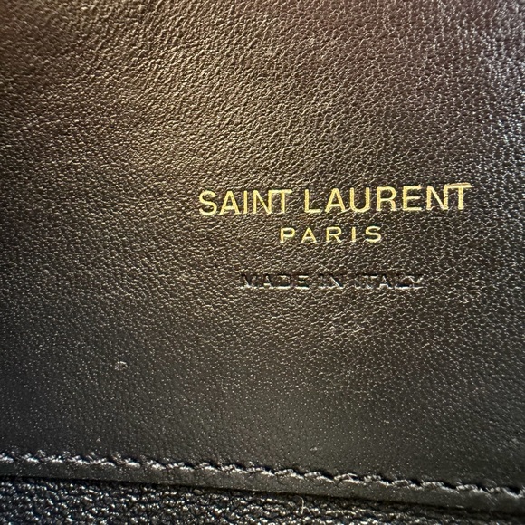 YSL Large Pouch Complete Inclusion (shred) - Picture 6 of 6